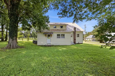 Other - 301 Bennett St, Decherd, TN 37324 photo 7 of 8