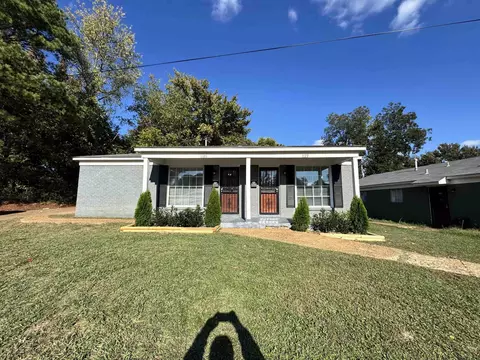 1120 Semmes St, Memphis, TN 38111