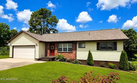 1201 Allen Dr, Knoxville, TN 37912