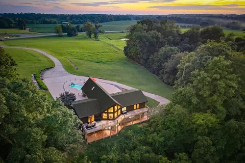 3535 Highway 76, Adams, TN 37010
