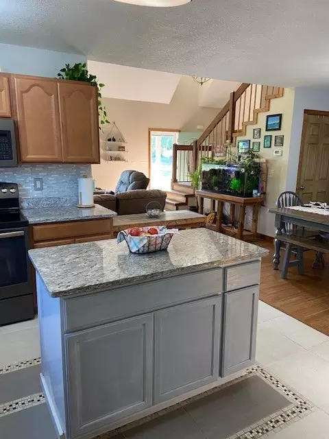 Kitchen - 95 Floyd Ln, Decherd, TN 37324 photo 1 of 3