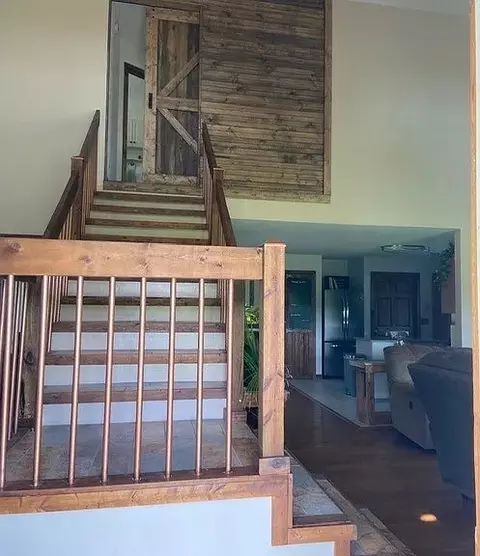 Entry Way - 95 Floyd Ln, Decherd, TN 37324 photo 1 of 2