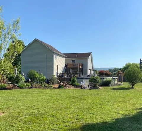 Exterior - 95 Floyd Ln, Decherd, TN 37324 photo 3 of 21