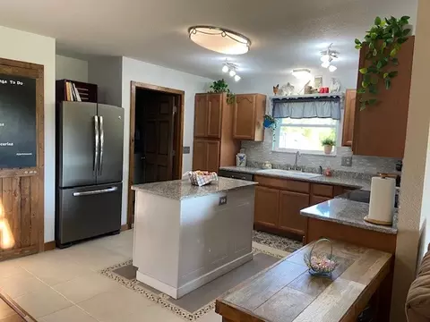 Kitchen - 95 Floyd Ln, Decherd, TN 37324 photo 3 of 3
