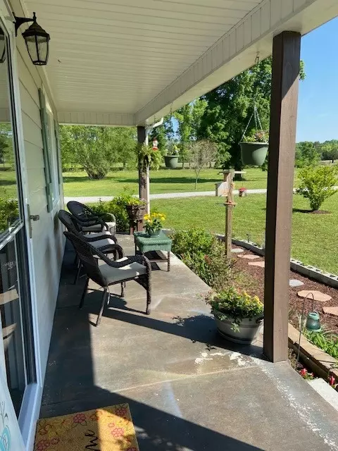 Exterior - 95 Floyd Ln, Decherd, TN 37324 photo 5 of 21