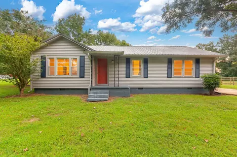 35 Vick Rd, Bradford, TN 38316