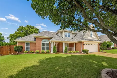 11634 Belle Manor Dr, Arlington, TN 38002