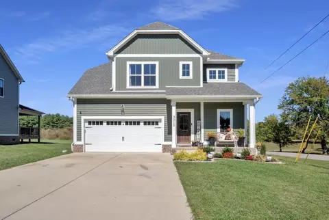 3015 Graystand Dr, Greenbrier, TN 37073