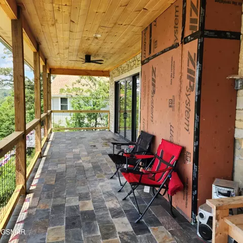 Exterior - 799 Penelope Ln, Sevierville, TN 37876 photo 7 of 16