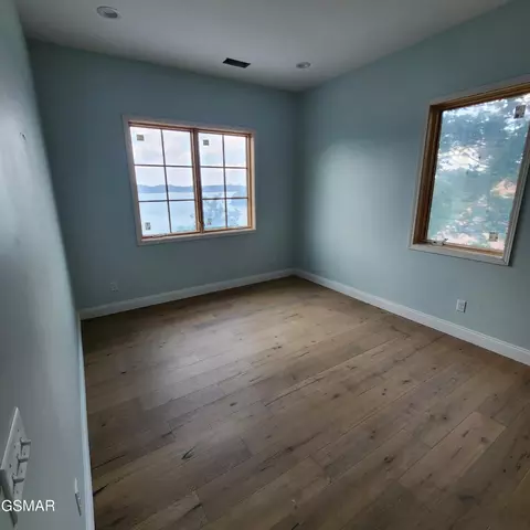 Bedroom - 799 Penelope Ln, Sevierville, TN 37876 photo 5 of 6