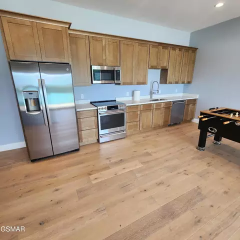 Kitchen - 799 Penelope Ln, Sevierville, TN 37876 photo 4 of 4
