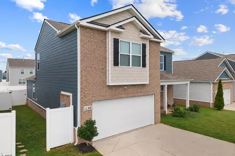 1138 Barry Baker Ln, White House, TN 37188