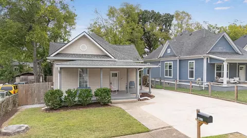 2011 E 13th St, Chattanooga, TN 37404