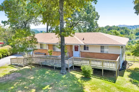 604 Highview Dr, Chattanooga, TN 37415