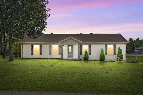 118 Johnson Cir, Clarksville, TN 37040