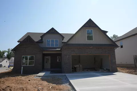 100 Sycamore Hl, Clarksville, TN 37042