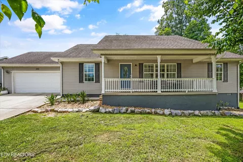 2930 Old Whites Mill Rd, Maryville, TN 37803