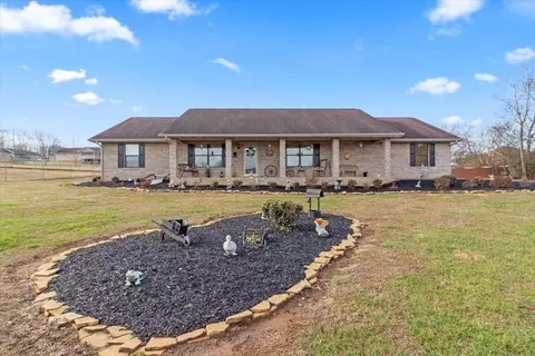 1415 Double D, Sevierville, TN 37876