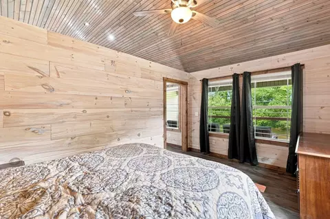 Bedroom - 52 Railroad Rd, Westpoint, TN 38486 photo 4 of 4