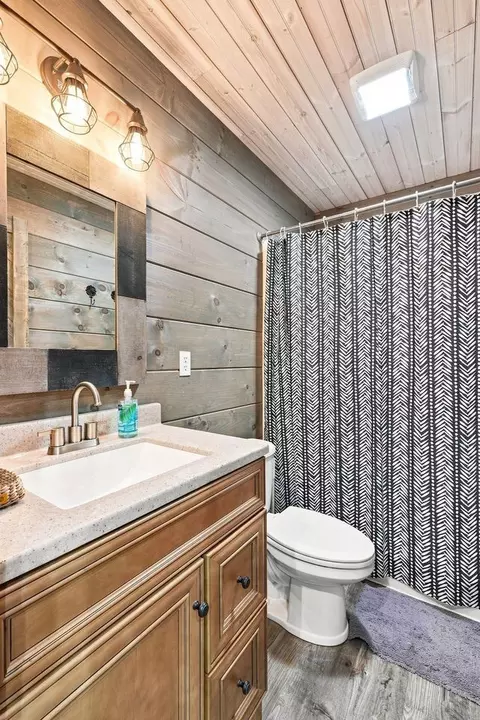 Bath - 52 Railroad Rd, Westpoint, TN 38486 photo 1 of 1