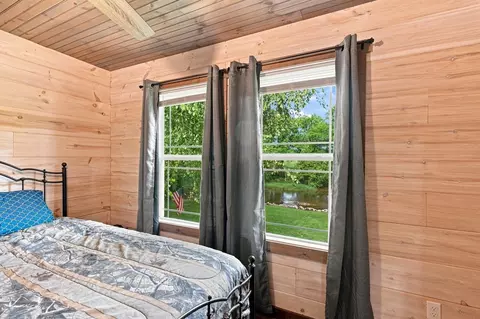 Bedroom - 52 Railroad Rd, Westpoint, TN 38486 photo 2 of 4