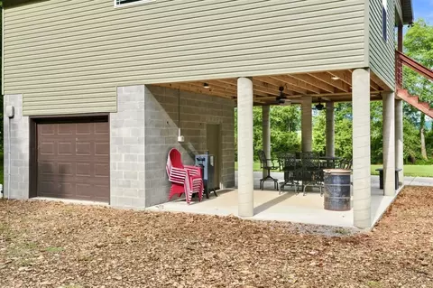 Exterior - 52 Railroad Rd, Westpoint, TN 38486 photo 3 of 5