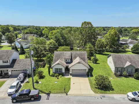 View/Area - 1121 Halverson Dr, Murfreesboro, TN 37128 photo 2 of 7