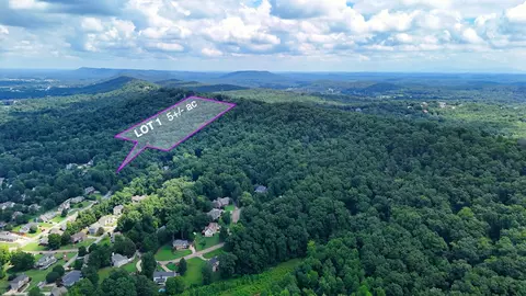1 Post Oak Dr, Ooltewah, TN 37363