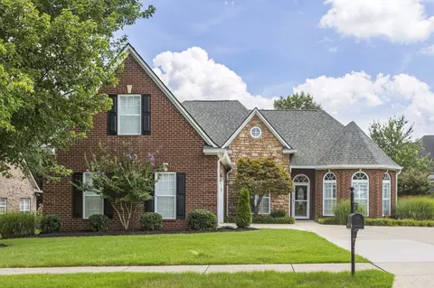 1077 Nealcrest Cir, Spring Hill, TN 37174