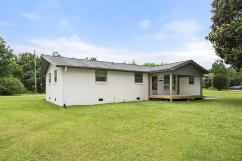 1156 Chestnut Dr, Burns, TN 37029