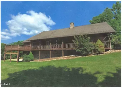 1425 Nicoha Blvd, Sevierville, TN 37876
