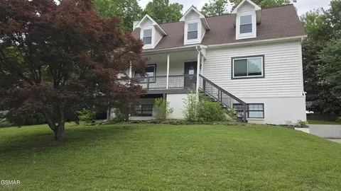 10932 Twin Harbour Dr, Knoxville, TN 37934