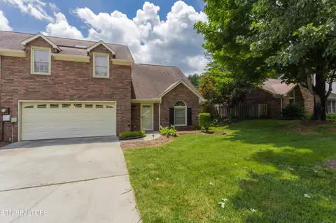 709 Landing Ln, Knoxville, TN 37934