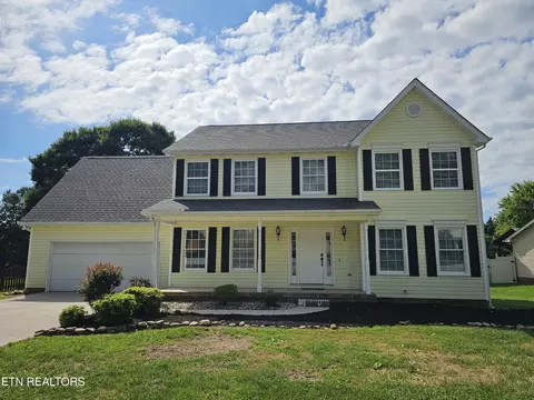 2818 Fawnridge Ln, Knoxville, TN 37938