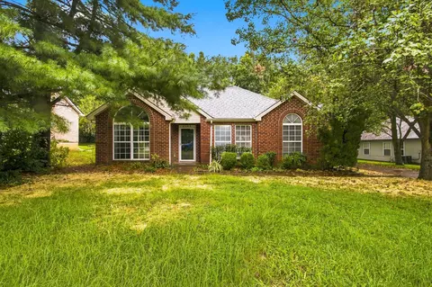 2283 Joann Dr, Spring Hill, TN 37174