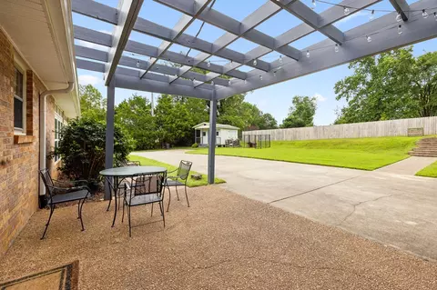 Exterior - 2056 Dade Cir, Dickson, TN 37055 photo 11 of 11