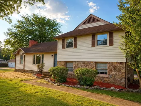 101 Creekwood Dr, Mount Juliet, TN 37122