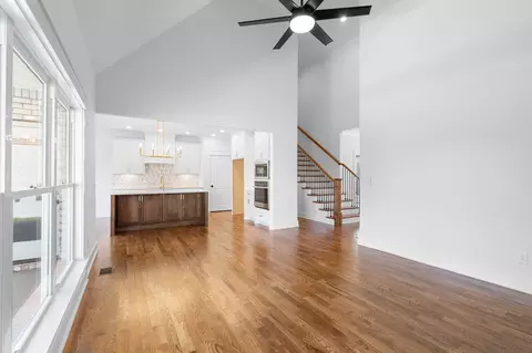 Living - 2511 Colleen Dr, Murfreesboro, TN 37128 photo 1 of 6