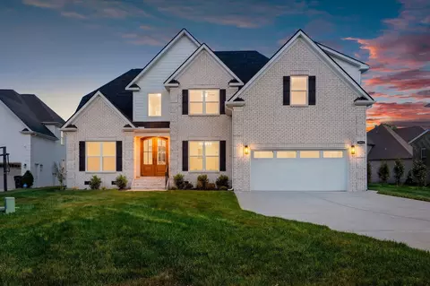 Exterior - 2511 Colleen Dr, Murfreesboro, TN 37128 photo 2 of 10