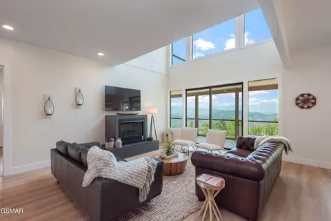 Living - 875 Shell Mountain Rd, Sevierville, TN 37876 photo 1 of 3
