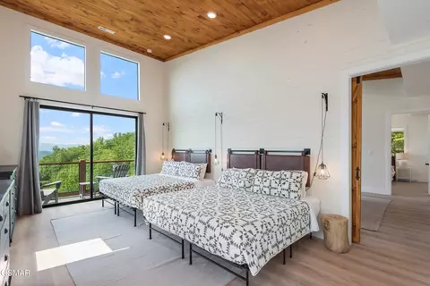 Bedroom - 875 Shell Mountain Rd, Sevierville, TN 37876 photo 6 of 6