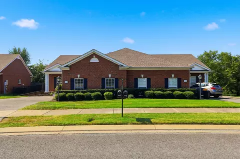 114 Kenton Loop, Hendersonville, TN 37075