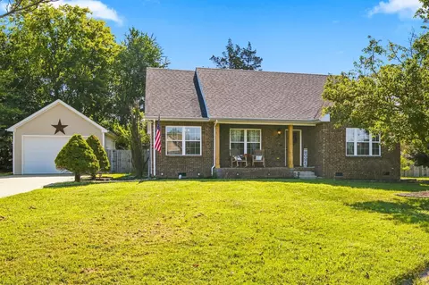 112 Eagles Nest Dr, Portland, TN 37148