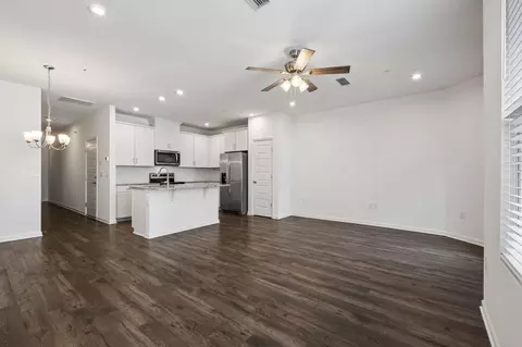 Living - 3308 Deerchase Cir, Murfreesboro, TN 37129 photo 4 of 4