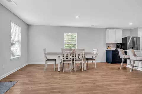 Dining - 400 Masters Way, Dickson, TN 37055 photo 1 of 2