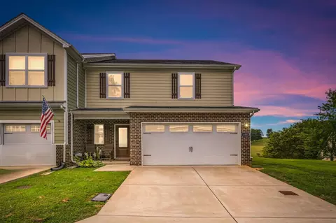 Exterior - 400 Masters Way, Dickson, TN 37055 photo 6 of 6