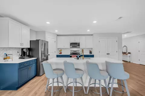 Kitchen - 400 Masters Way, Dickson, TN 37055 photo 3 of 4