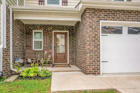 Exterior - 400 Masters Way, Dickson, TN 37055 photo 2 of 6