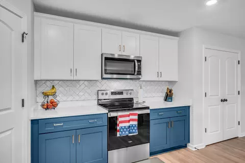 Kitchen - 400 Masters Way, Dickson, TN 37055 photo 4 of 4