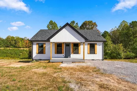 106 Shoal Creek Rd, Leoma, TN 38468
